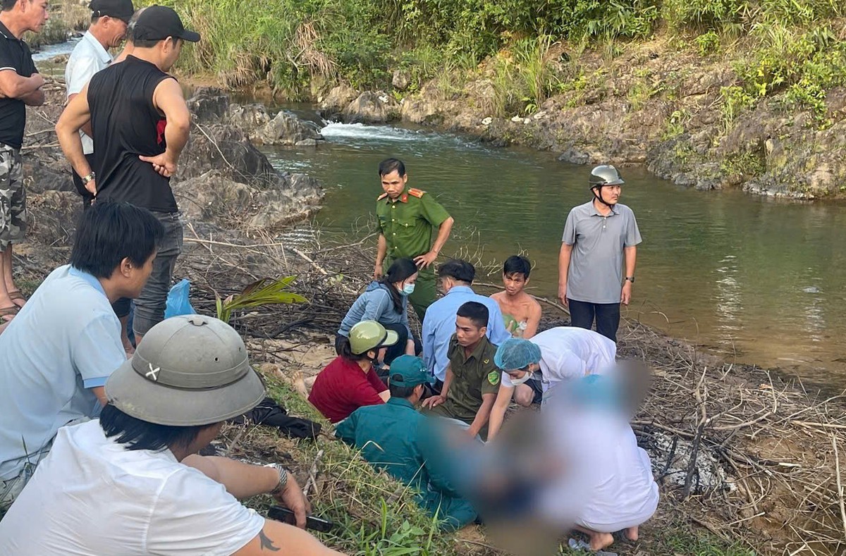 Trượt chân vào vùng nước sâu, 2 nữ sinh lớp 9 tử vong thương tâm