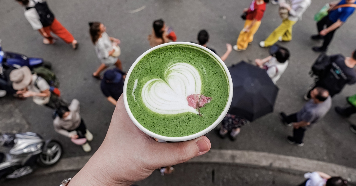 Gallery - Hàng matcha đắt nhất nhì Việt Nam cân từng viên đá khi pha chế, tháng nào cũng có chuyên gia về kiểm tra