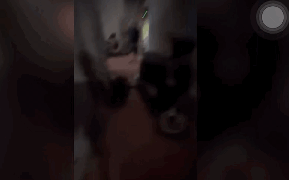 Tạm giữ người đàn ông đẩy ngã người phụ nữ đang bế con nhỏ