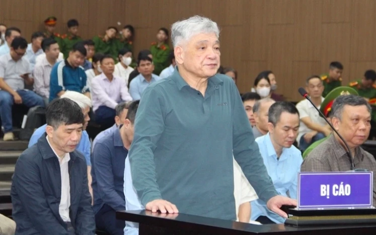 10 tỷ đồng đặt trước cửa nhà Quyền cục trưởng