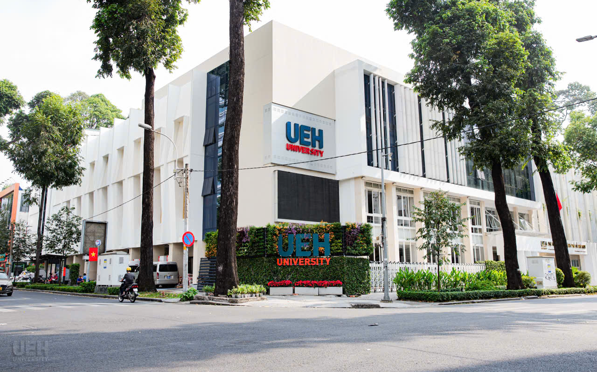 50 năm UEH và 22 hoạt động sôi nổi cả năm: Nhìn loạt concert, lễ hội này mới thấy đi học giờ "mê" cỡ nào