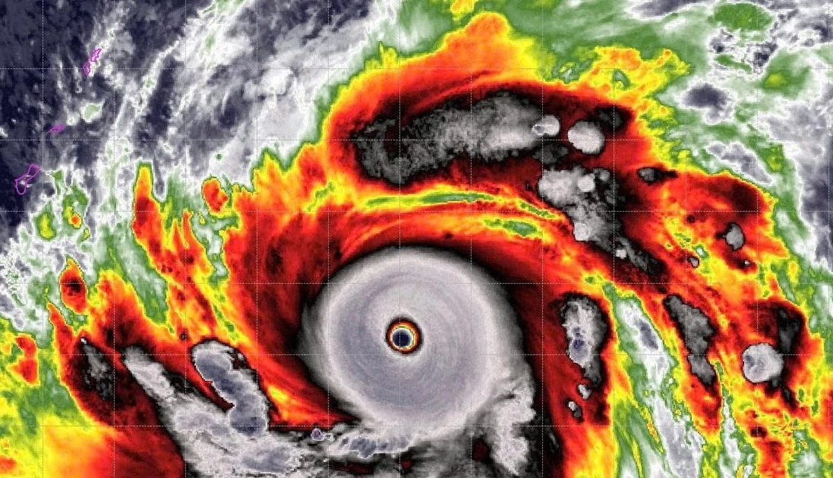 Siêu bão Sinlaku đang mạnh nhất thế giới năm 2026