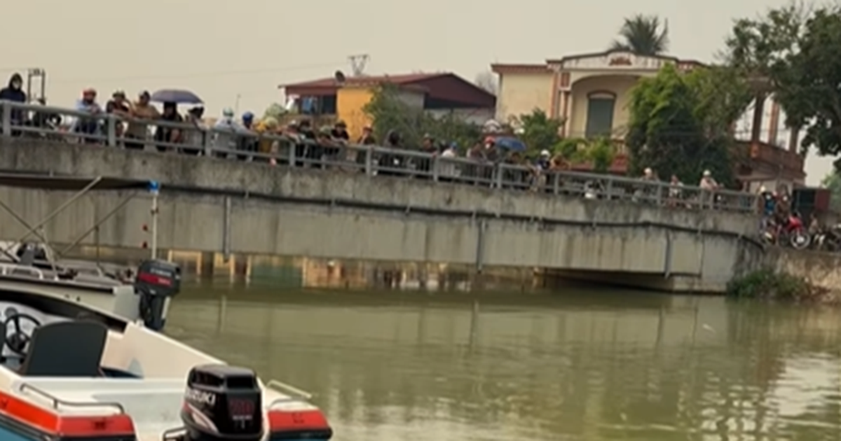 Trượt chân ngã xuống dòng nước xiết, nam sinh lớp 10 mất tích