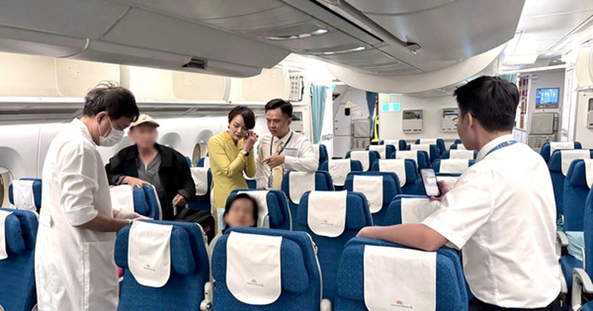 Hành khách bất tỉnh trên chuyến bay từ San Francisco về TPHCM