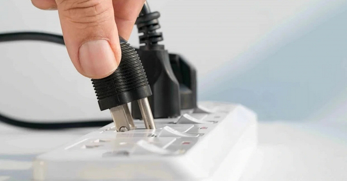 EVN Việt Nam cảnh báo: 6 thiết bị tưởng đã tắt nhưng vẫn "ăn điện ngầm", nhà nào cũng dính ít nhất 3 món