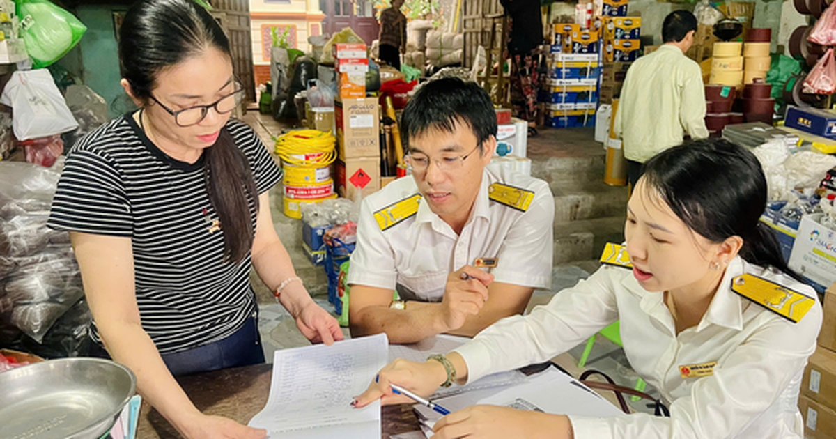 Công văn mới của Cục Thuế: Hộ kinh doanh chỉ nộp thuế với phần doanh thu vượt 500 triệu đồng