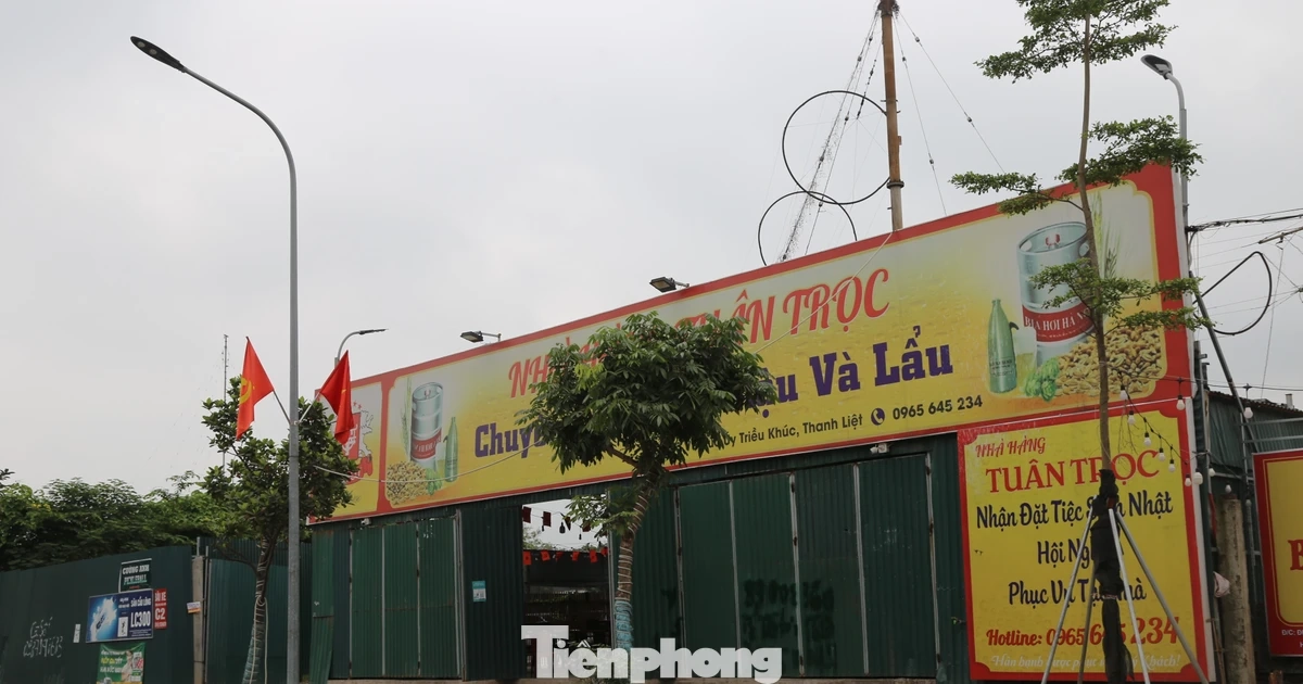 Hà Nội: Một phường đồng loạt cắt điện, nước 620 nhà xưởng công trình vi phạm