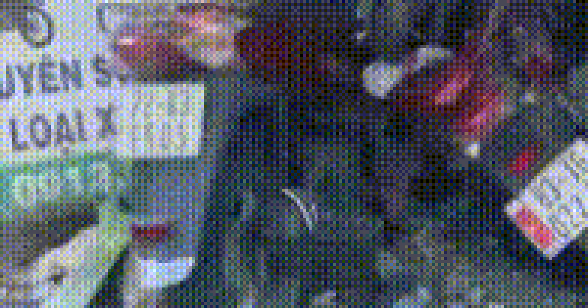 CLIP: Cabin bị sụp, xe tải mất lái tông vào nhiều phương tiện ven đường