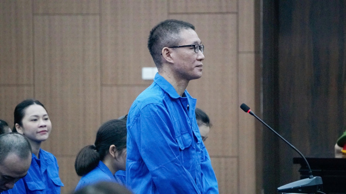 Cựu Phó Chủ tịch phường ở Hà Nội "xào ke" tại quán karaoke lĩnh 7 năm tù