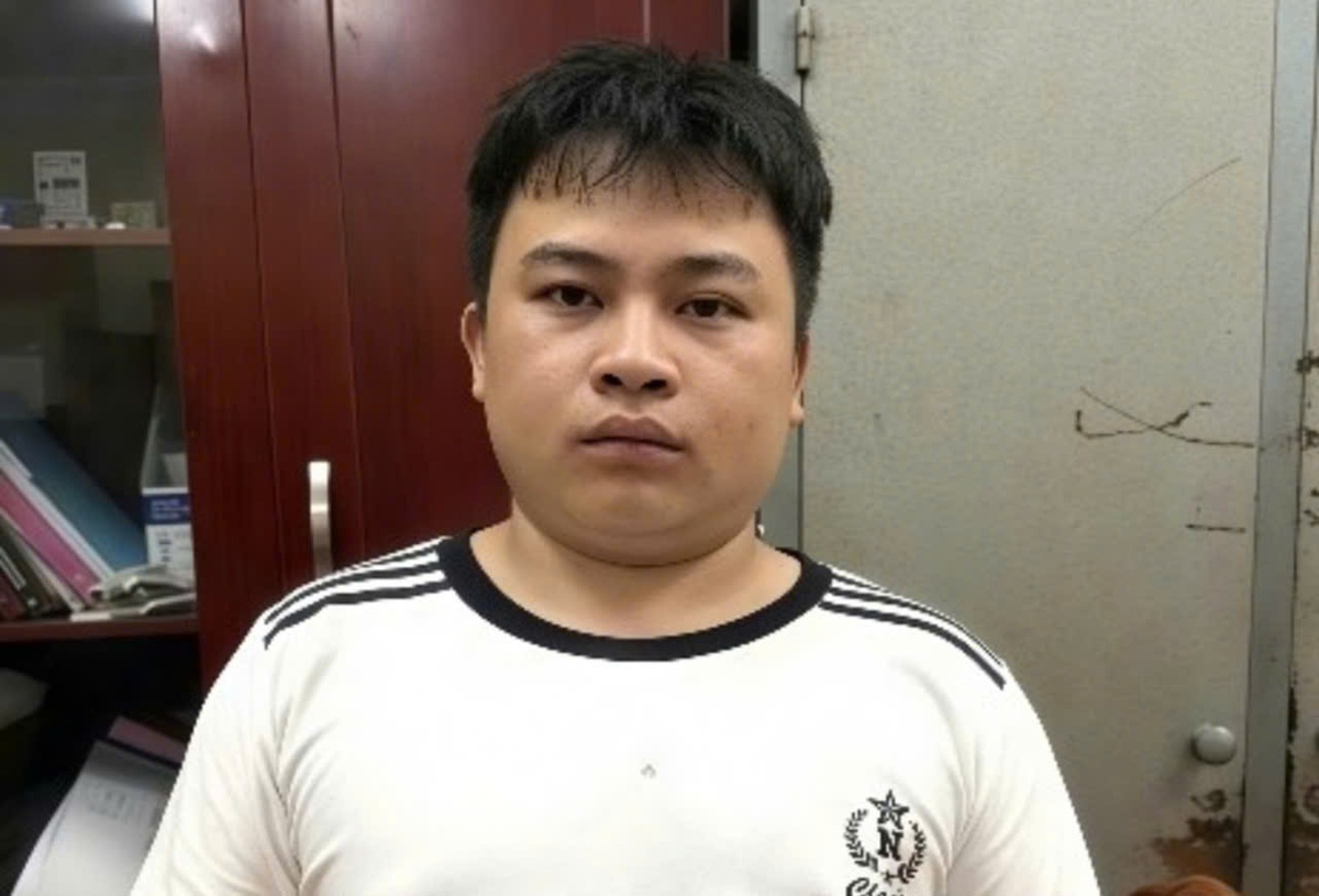 Bắt nghi phạm đâm chết người tại quán bia sau 2 giờ gây án