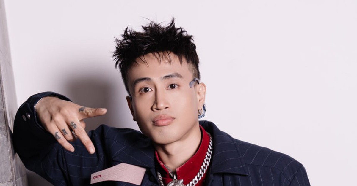 Rapper "lè nhà lè nhè" chỉ cần 30 giây lấn lướt sao hạng A là ai?