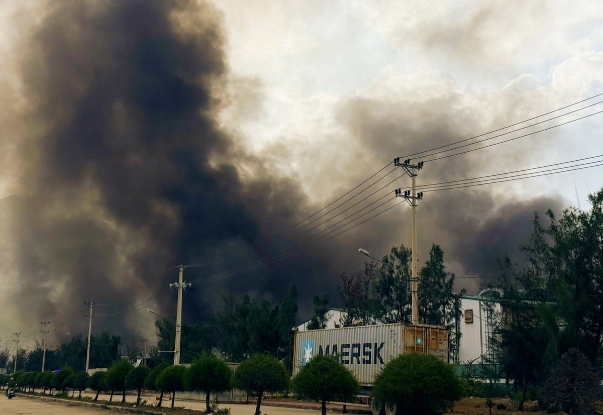 Gia Lai: Cháy lớn tại Khu kinh tế Nhơn Hội