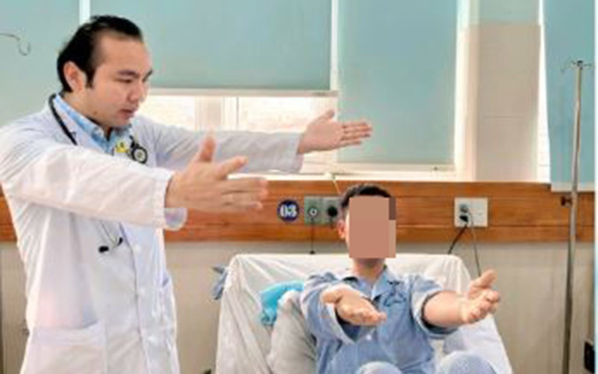 Chàng trai 24 tuổi đang khỏe mạnh bất ngờ đột quỵ nguy kịch