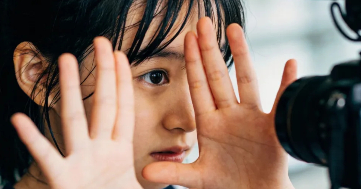 Cha mẹ vô tình gây khó chịu, con cái bức bối trong nhiều gia đình