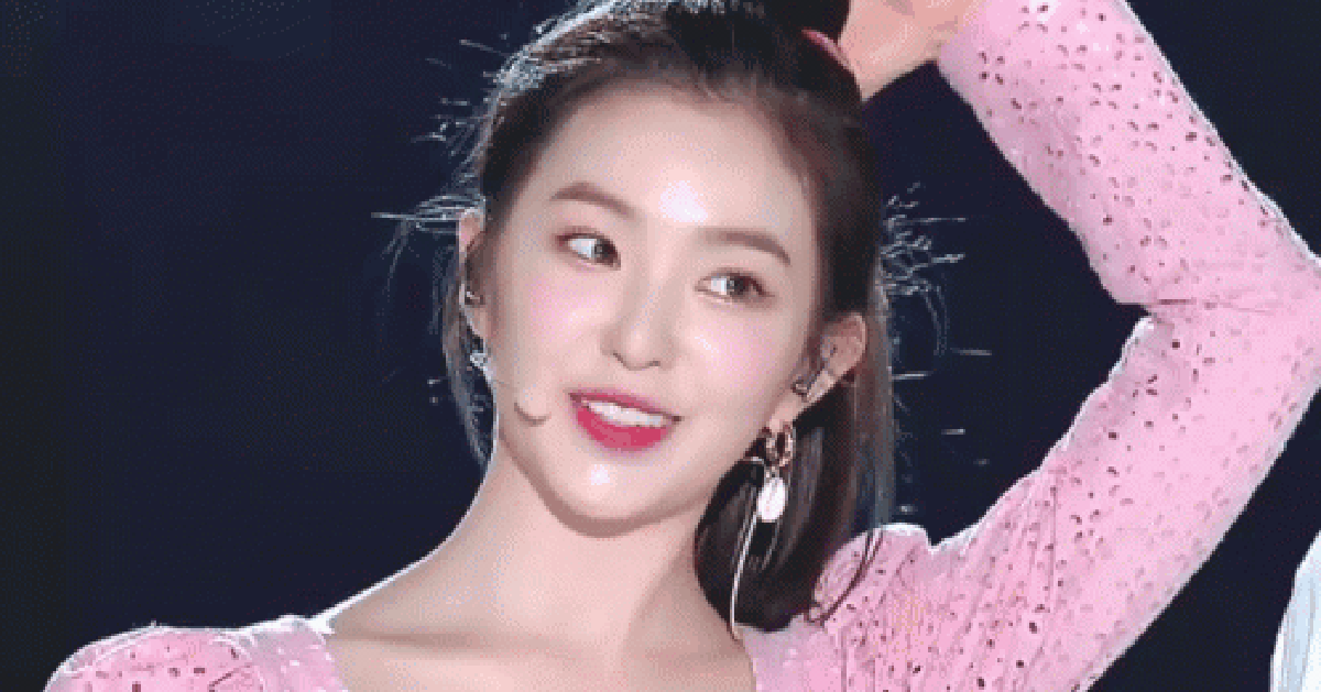 Ngoại lệ showbiz: Mỹ nhân "tuổi băm" vẫn mê tít màu hồng, cưa sừng làm meo meo được cả châu Á khen xinh