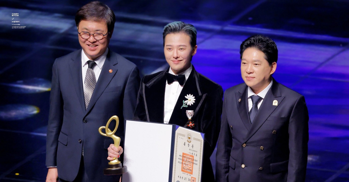 Gallery - Nam ca sĩ được trả lương 1.100 tỷ/năm: Biểu diễn trước lãnh đạo 21 quốc gia