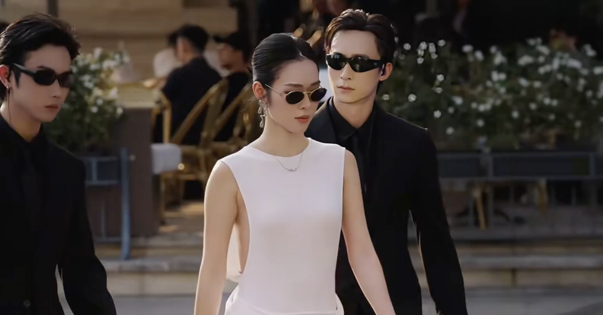 Mỹ nhân Việt gây sốt: 10 triệu lượt xem, khách Tây "mê mẩn