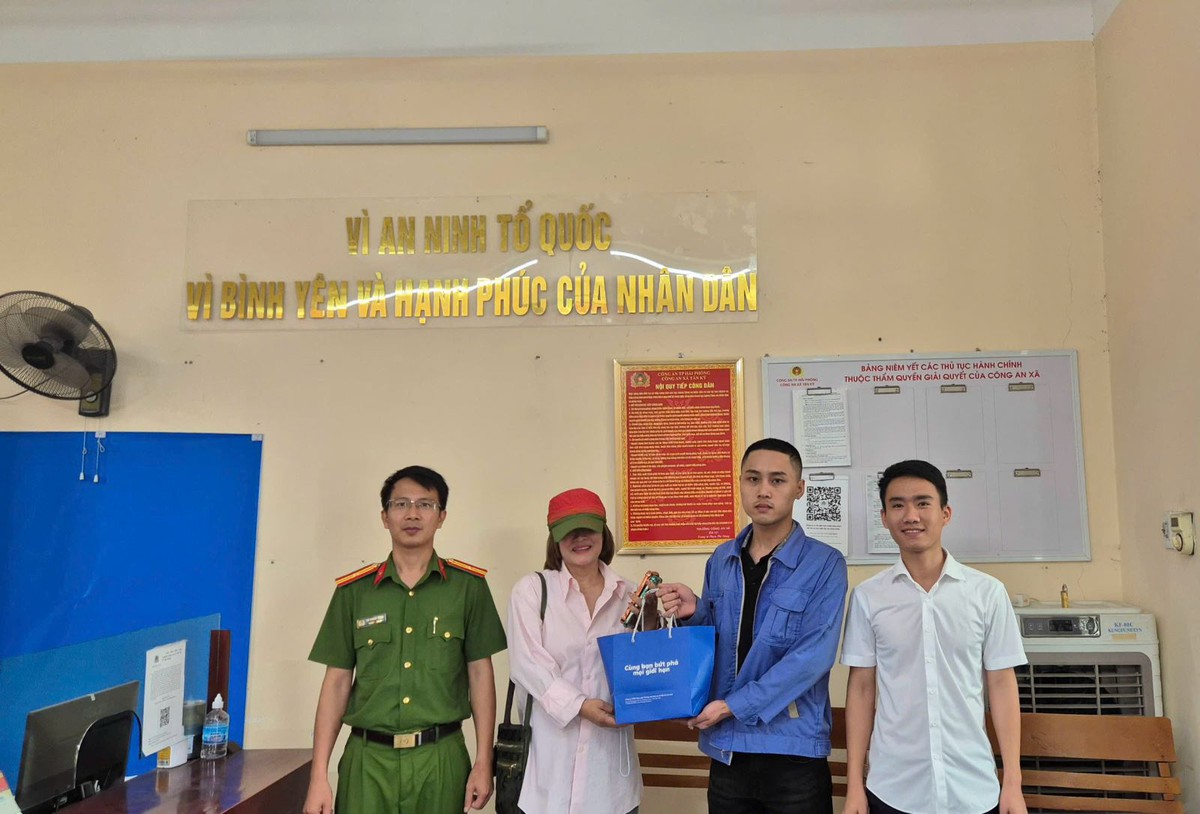 Chuyển khoản thành công 425.600.000 đồng, người phụ nữ lo lắng đi trình báo công an: Nam thanh niên SN 2002 được mời lên làm việc