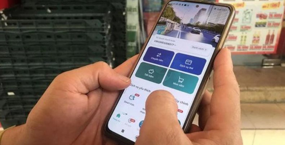 Người chuyển khoản số tiền quá lớn, không phù hợp với độ tuổi, nghề nghiệp,... có thể bị ngân hàng đưa vào diện nghi ngờ