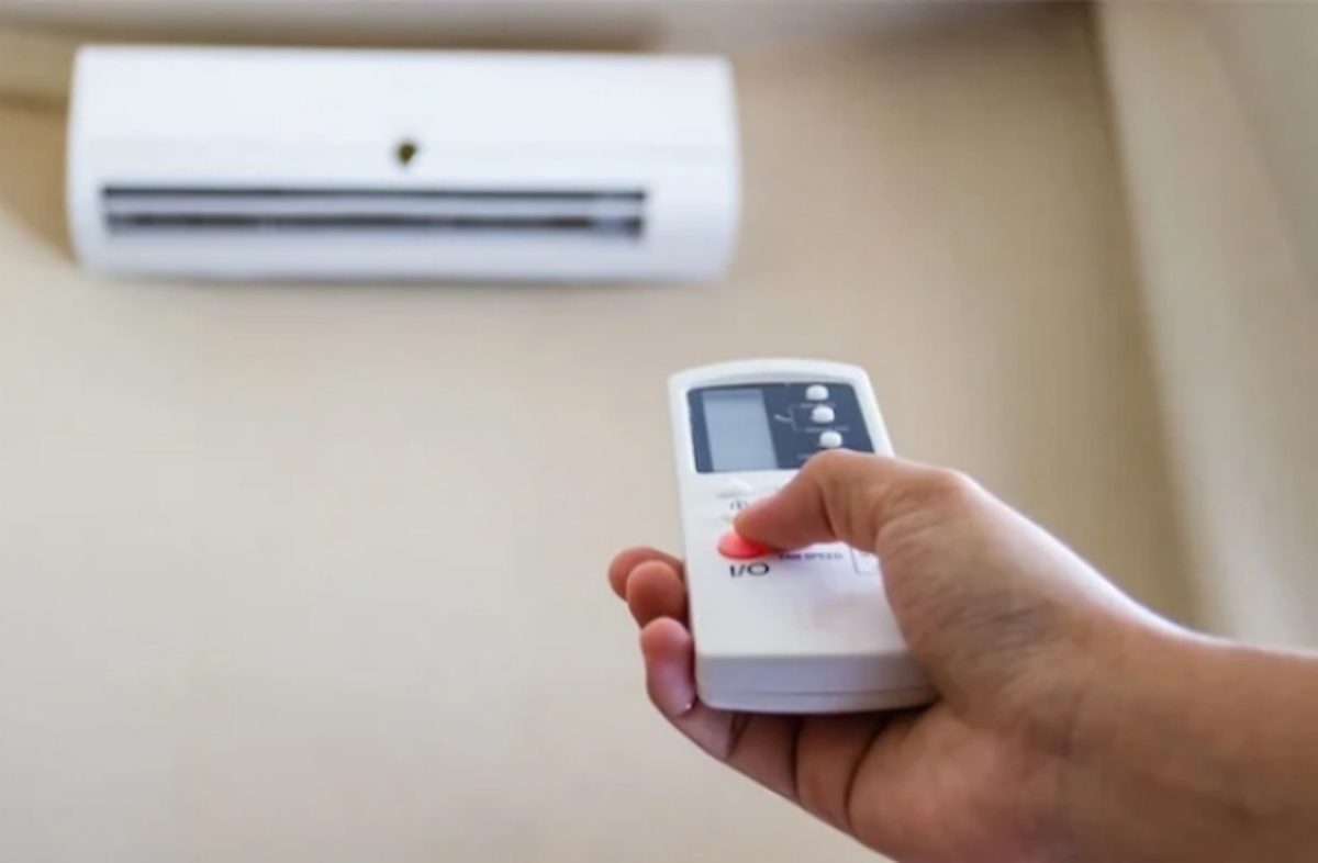 Hà Nội 'như chảo lửa', bác sĩ cảnh báo 'bẫy' điều hòa và dấu hiệu sốc nhiệt