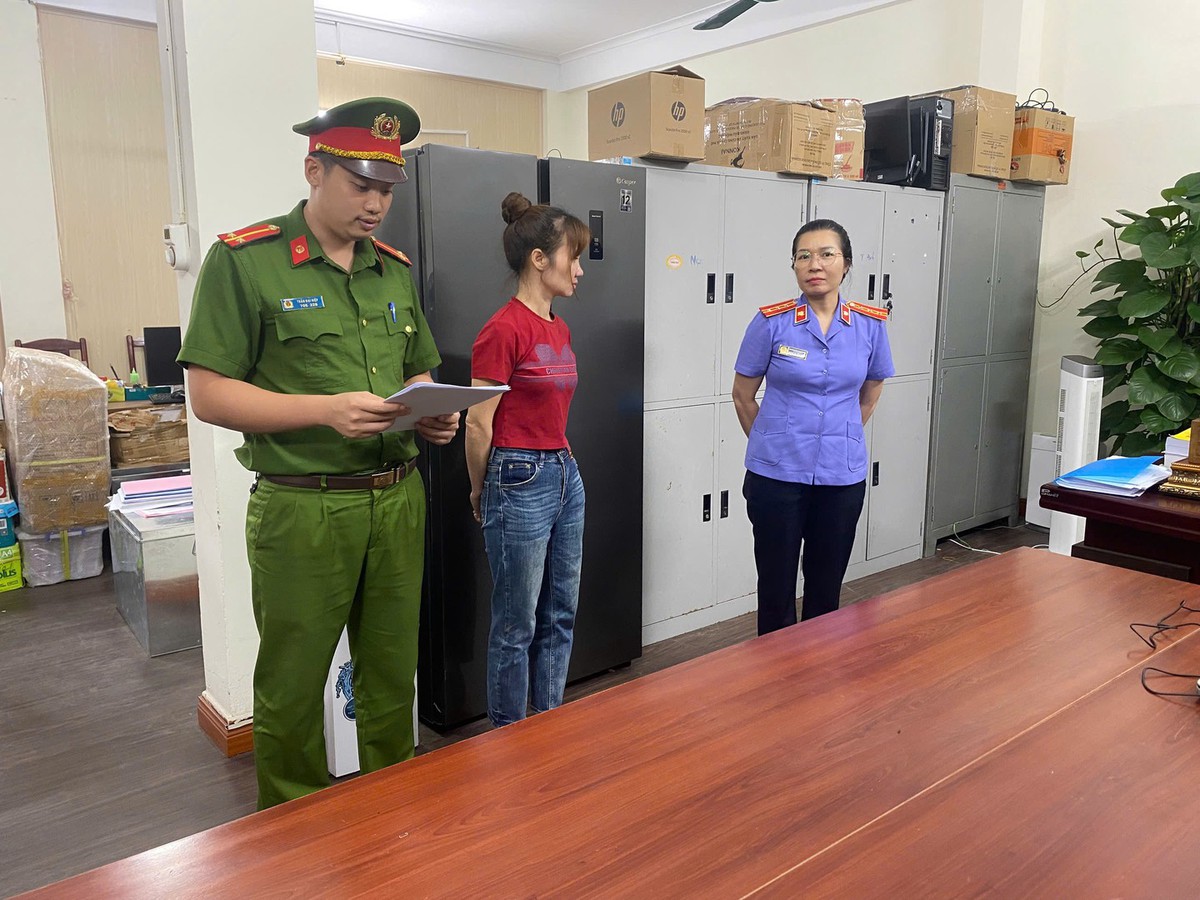 Lệnh bắt tạm giam bà chủ kho bỉm Đỗ Thị Tuyết SN 1982