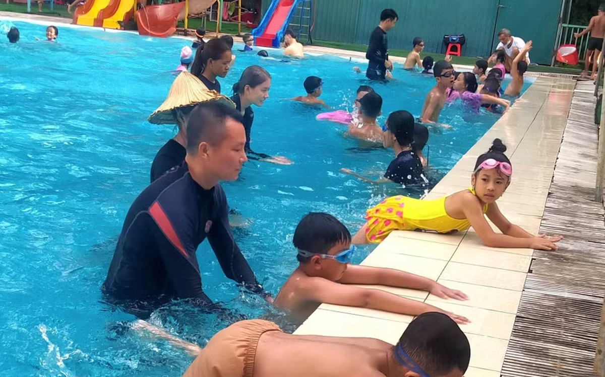 Cấp cứu đuối nước trẻ em: 'Thời gian vàng' và sai lầm chết người cần tránh