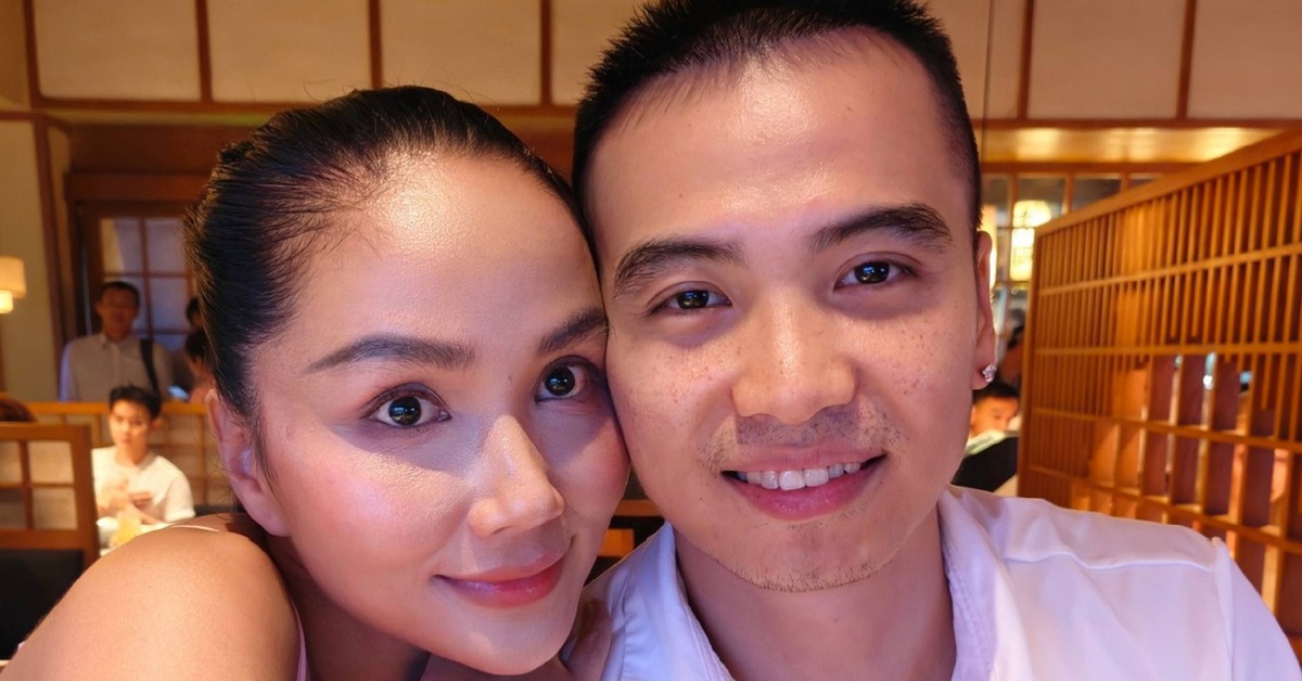 H'Hen Niê báo tin vui song hỷ