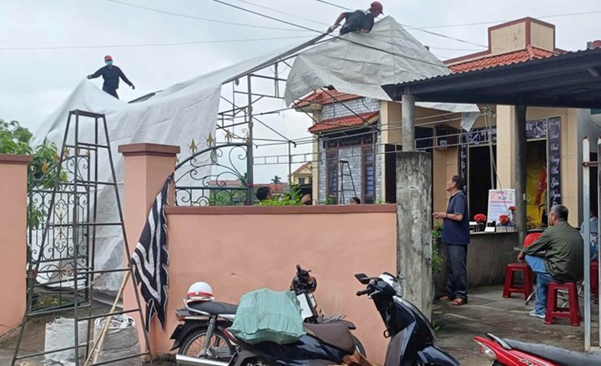 Vụ án rúng động, con trai nghi sát hại mẹ: Camera an ninh đã ghi lại được gì