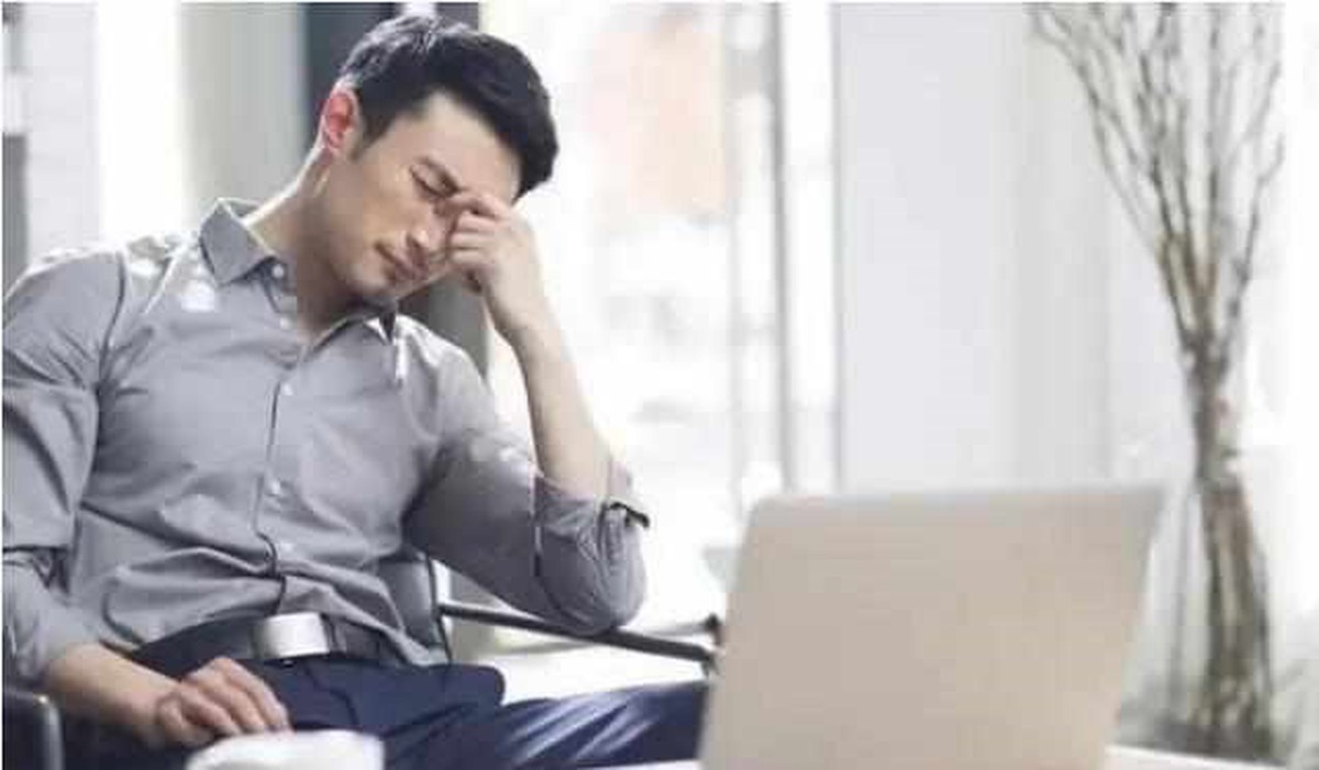 Công bố những hành vi khiến nam giới “hao tổn dương khí“: Không phải rượu bia và thuốc lá, vị trí số 1 rất nhiều người đang mắc