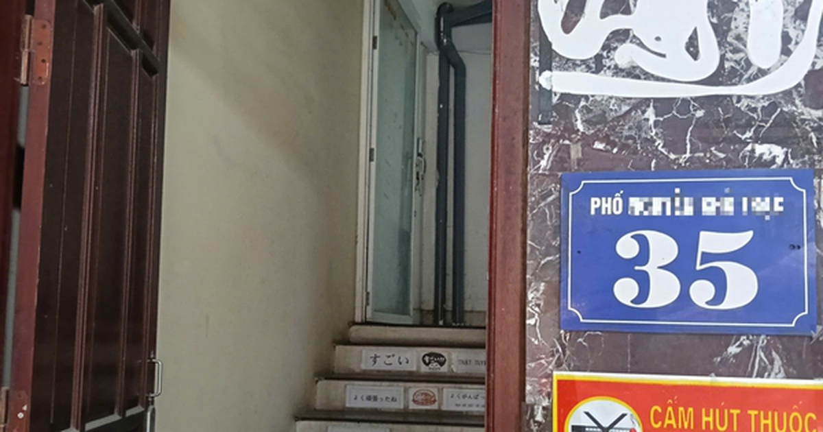 Hàng xóm kể phút bé gái 4 tuổi bị bạo hành được đưa đi cấp cứu