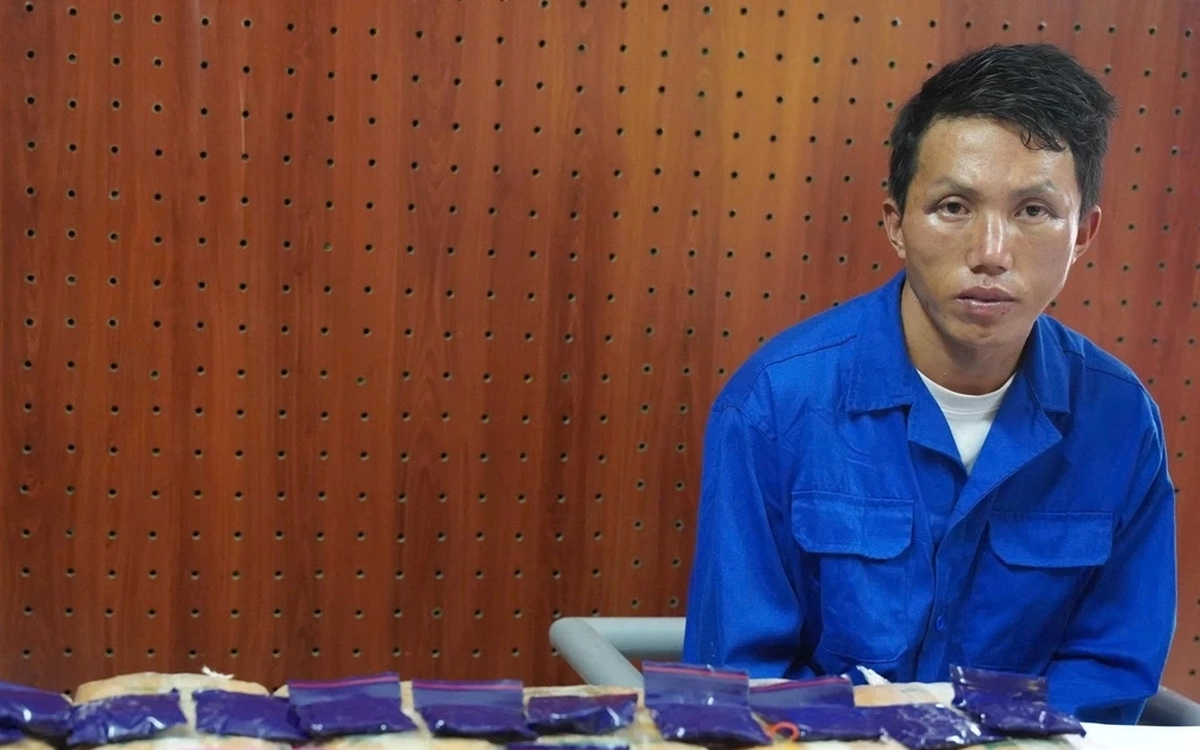 Nhận vận chuyển 16 bánh ma tuý vì "tham" 10 triệu đồng