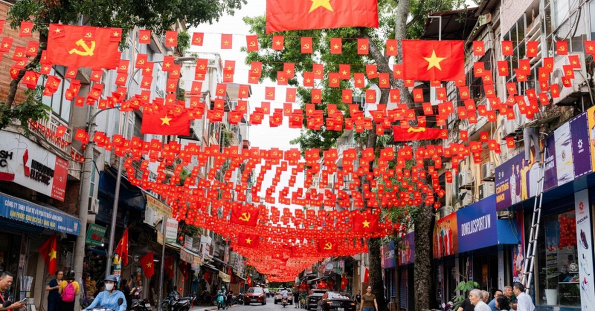 Từ ngày 1/7, người từ 18 - 35 tuổi thường trú hoặc tạm trú đủ 12 tháng ở Hà Nội đồng loạt nhận tin vui