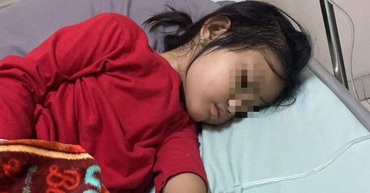 Пятилетняя девочка в Гонконге госпитализирована с риском почечной недостаточности после употребления летнего мороженого