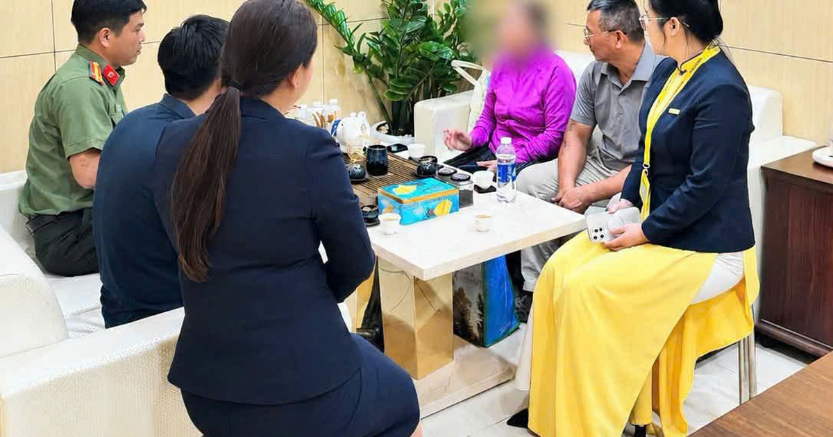 Bà cụ 72 tuổi đến Ngân hàng Nam Á giao dịch 350 triệu đồng, nhân viên phát hiện điều bất thường và lập tức báo công an