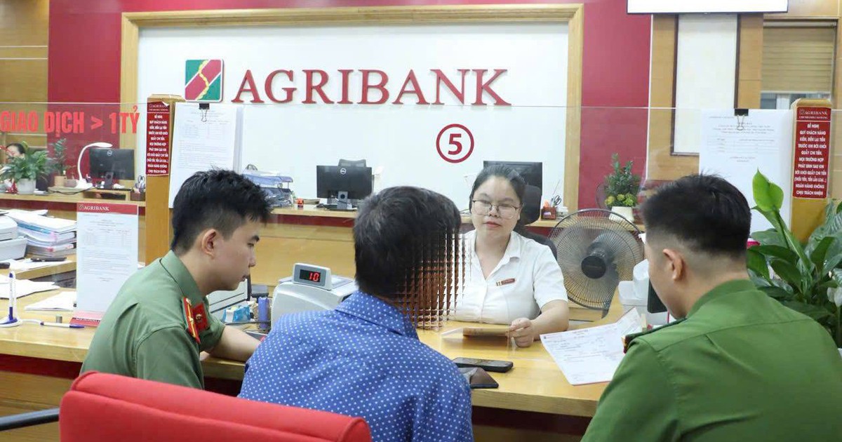 Nhận nhiều cuộc gọi từ đầu số +8477, người đàn ông SN 1985 vội đến Agribank giao dịch 120 triệu đồng: Công an lập tức có mặt tại ngân hàng