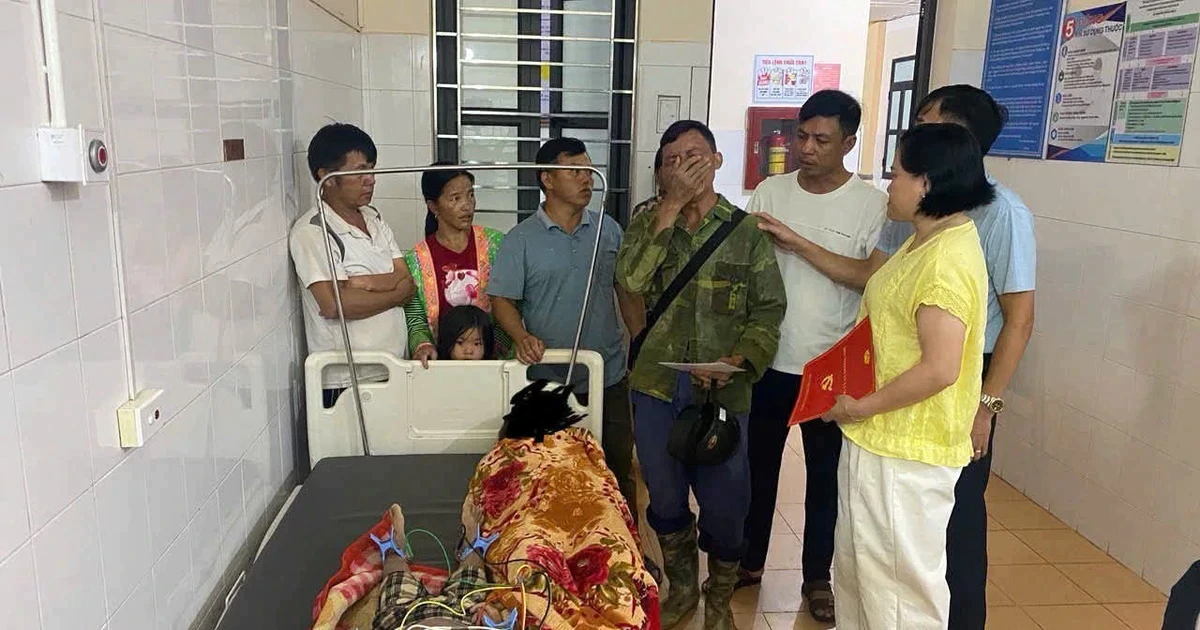 Hai em nhỏ bị sét đánh tử vong