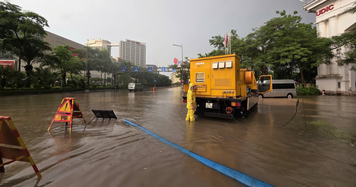 Hà Nội lý giải nguyên nhân ngập cục bộ trên đường Võ Chí Công sau trận mưa lớn