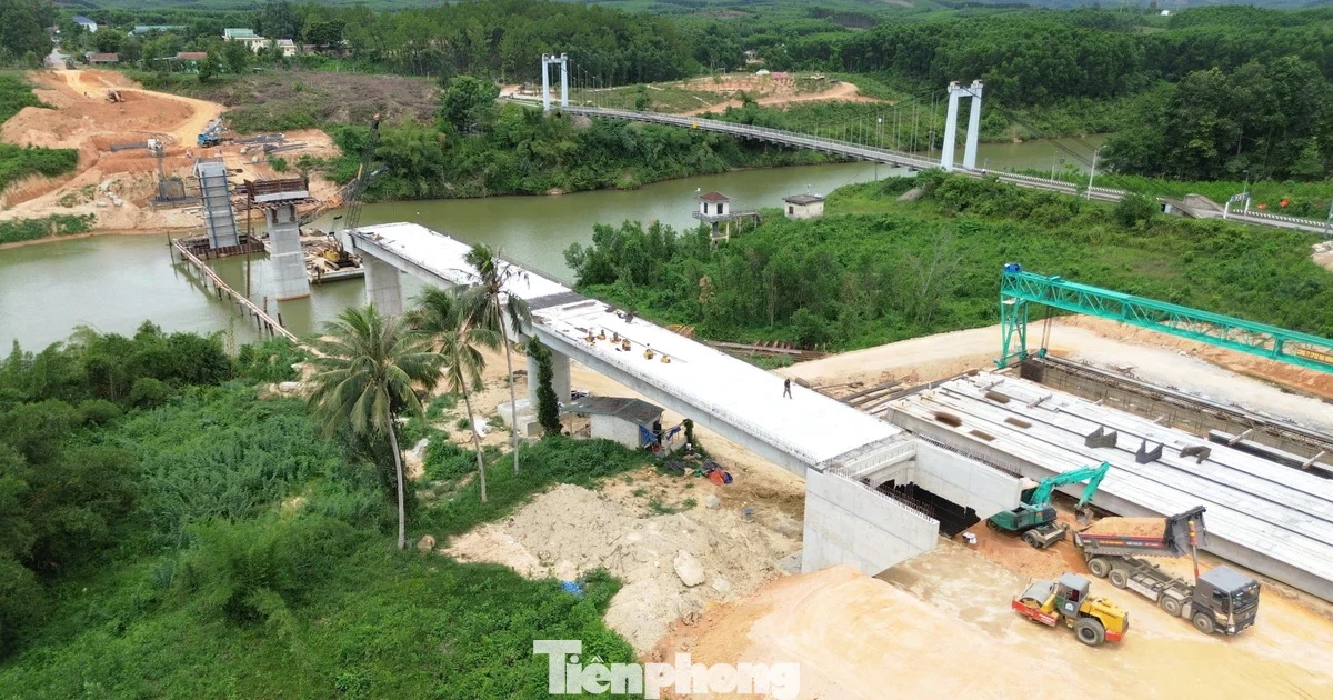 Dự án thay thế cầu ‘già nua’ trên sông Hương hiện ra sao?