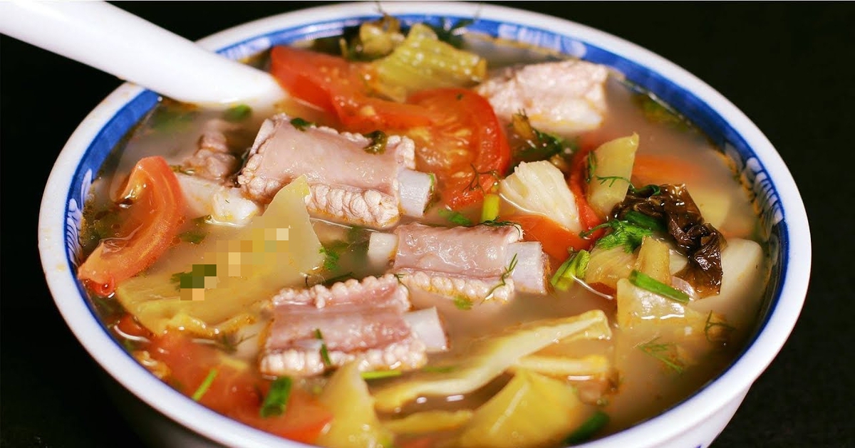 Một nhà 3 người cùng mắc ung thư tuyến giáp: "Thủ phạm" là món rau nhiều người tưởng ăn càng nhiều càng khỏe