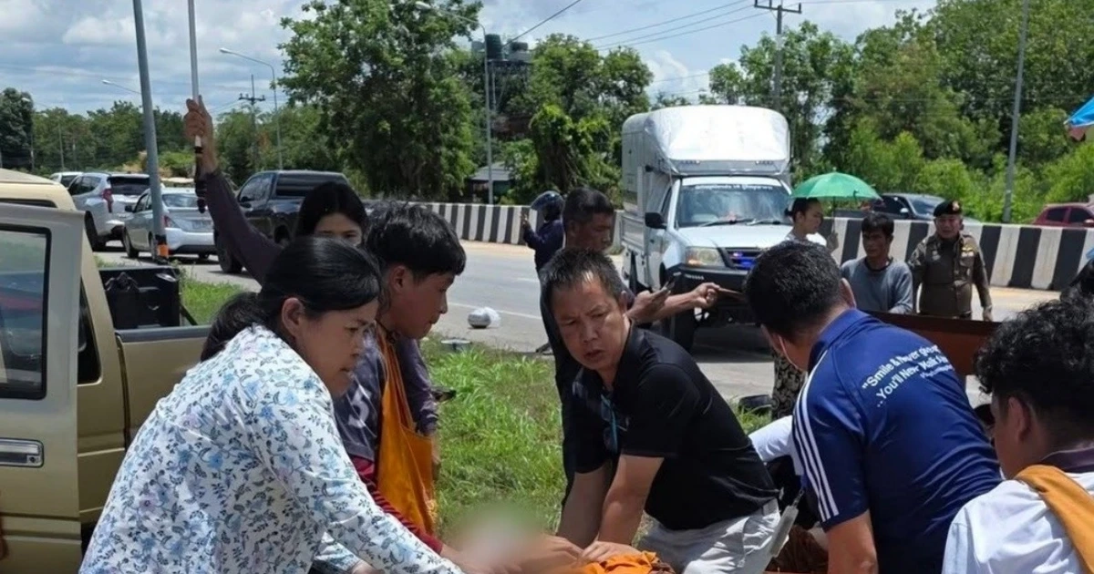 Thái Lan: Hành động bất ngờ của nữ y tá trong vụ bé trai lái xe đâm liên hoàn hàng chục nhà sư