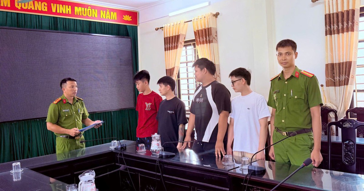 Công an điều tra 117 tài khoản ngân hàng của 56 cá nhân: Khám xét, bắt giữ 4 nam thanh niên