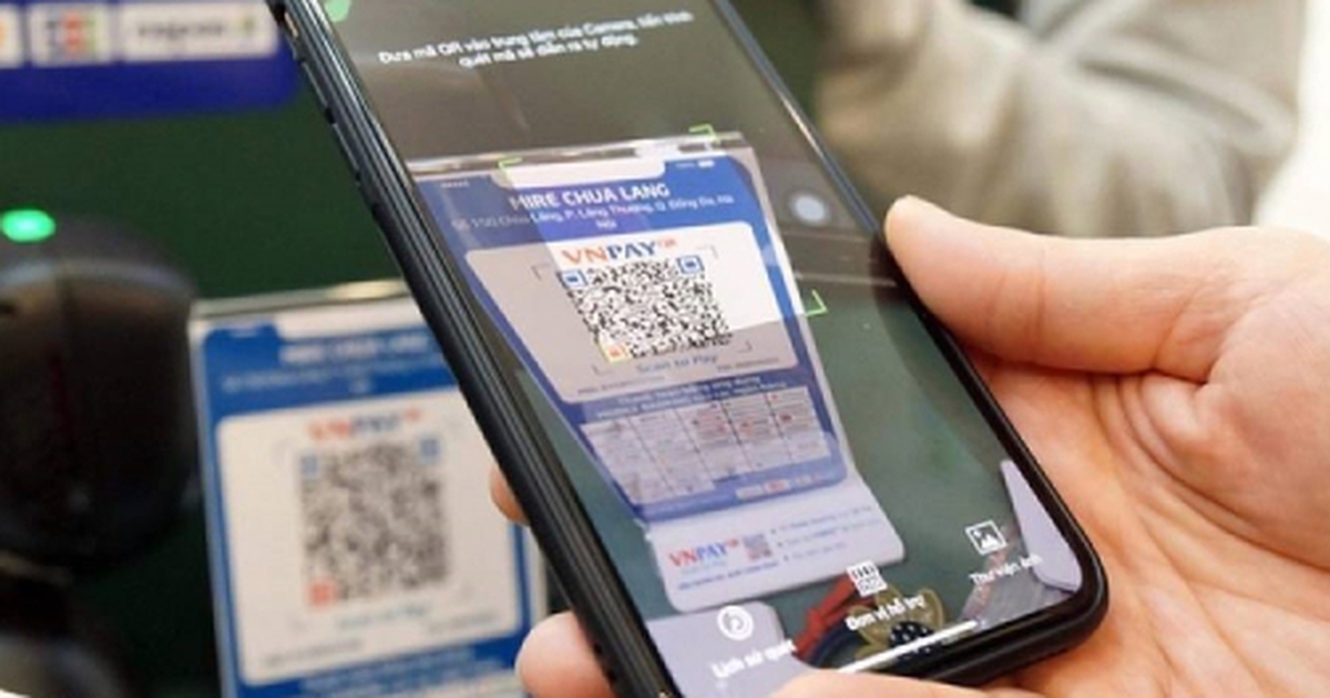 Cơ quan Thuế yêu cầu BIDV, Agribank, VietinBank, MB... trừ tiền, phong toả tài khoản ngân hàng của loạt người nộp thuế có tên sau đây