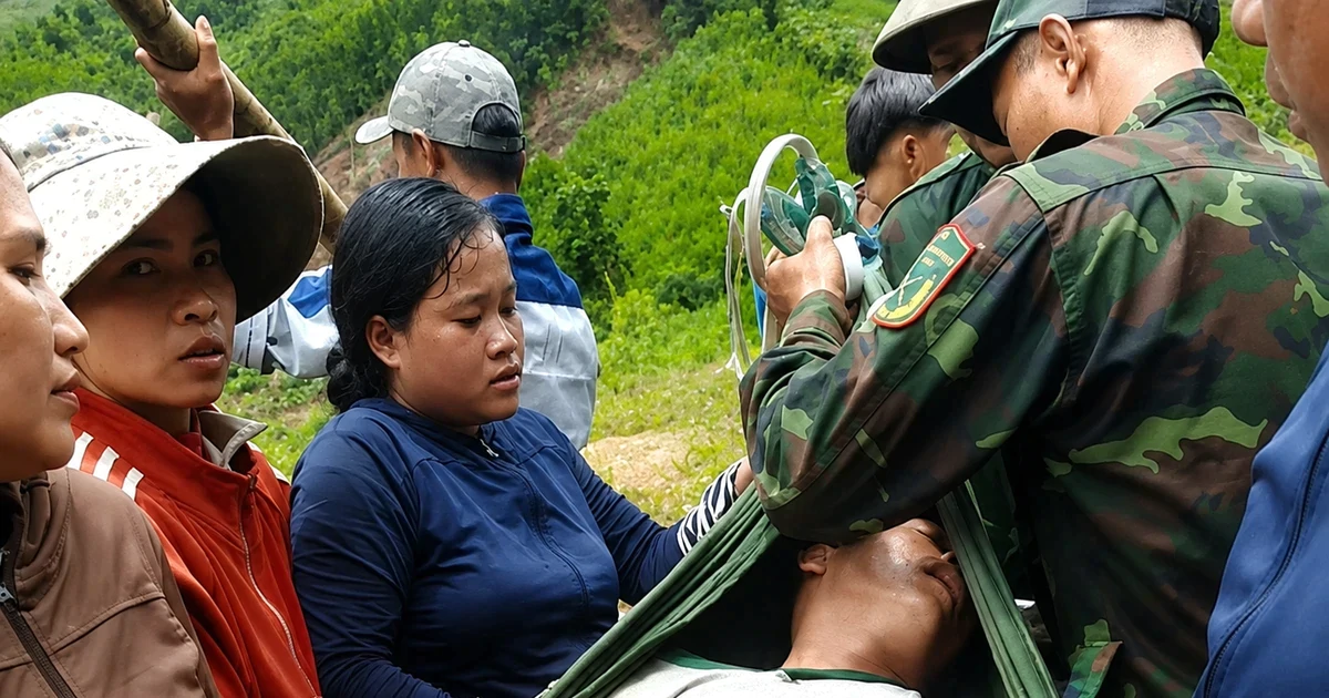 Người đàn ông nằm thoi thóp giữa rừng tràm sau 4 ngày mất liên lạc