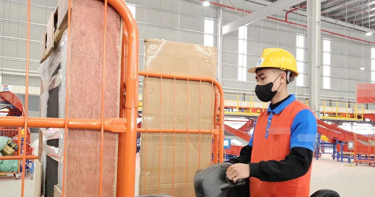 Giảm giờ làm còn 40-44 giờ/tuần: Không bây giờ thì khi nào?