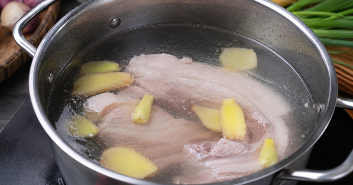 Почему в воду для варки мяса добавляют имбирь: 3 секрета идеального блюда