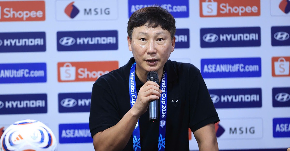 HLV Kim Sang-sik chưa thỏa mãn dù ĐT Việt Nam 2-0 Malaysia: Đội còn thiếu sót, nhưng dành lời khen đặc biệt cho một người