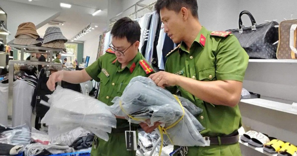 Công an rà soát các hội nhóm mạng xã hội, kiểm tra loạt cơ sở kinh doanh: Nhiều đối tượng bị xử phạt vì hành vi này