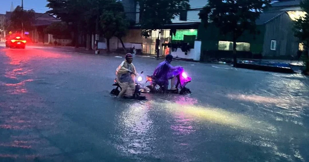 Mưa lớn gây ngập nhiều nơi ở Hà Tĩnh, cảnh báo lũ quét, sạt lở