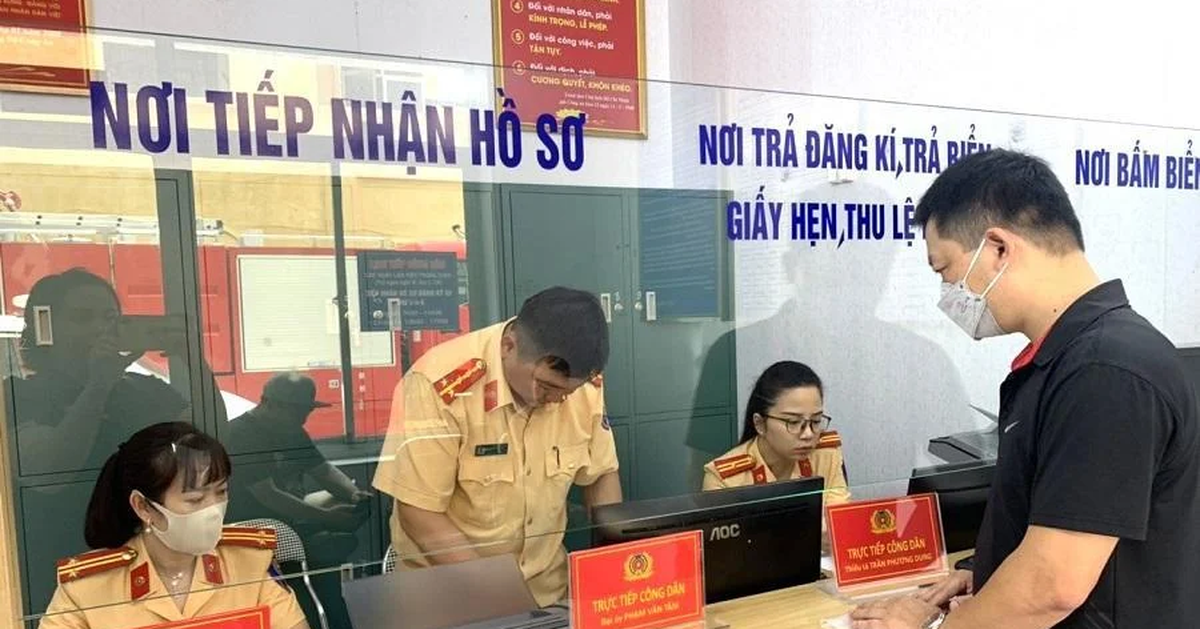 Công an ra thông báo quan trọng tới tất cả những ai đã bán, cho, tặng xe ô tô, xe máy hoặc sở hữu xe mua lại