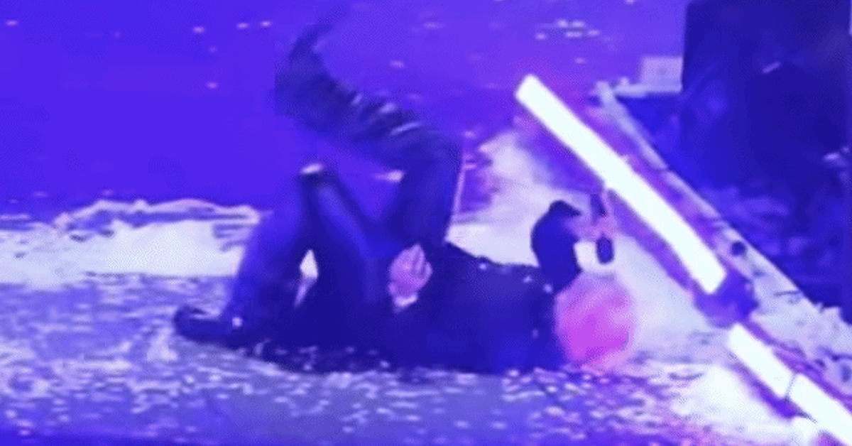 TAEYANG “anh tôi đấy” của fan Việt: Đẹp trai, hát hay nhưng thích lăn lê bò trườn trên sân khấu